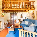 Holiday home Quinta Da Relva - A Traditional In A Stunning Location *