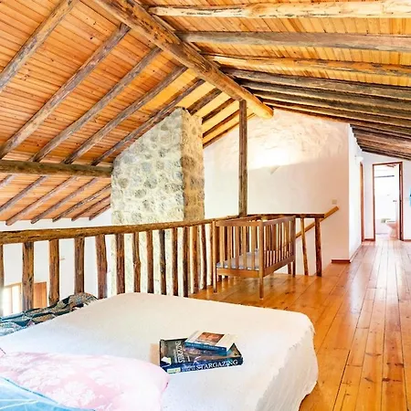 Quinta Da Relva - A Traditional In A Stunning Location Monchique