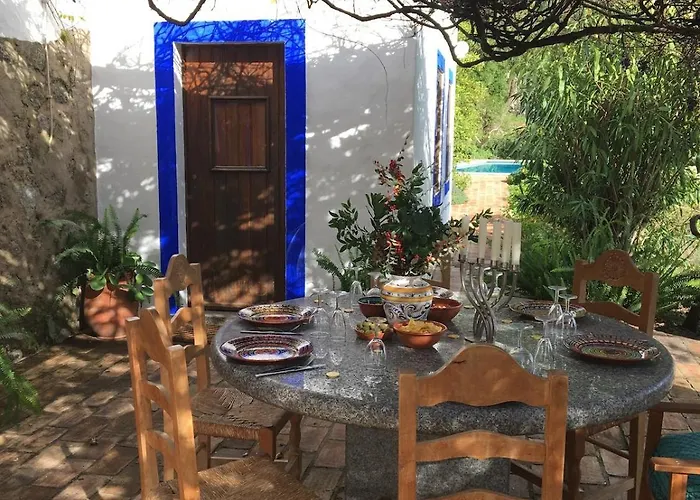 Quinta Da Relva - A Traditional In A Stunning Location